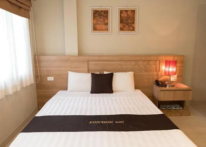 Hotel London Hạ Long